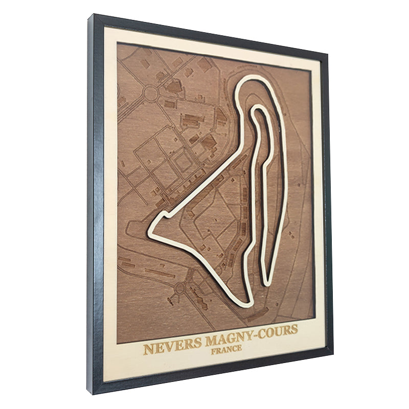Carte en bois du circuit de Nevers Magny-Cours en France - 40x50cm