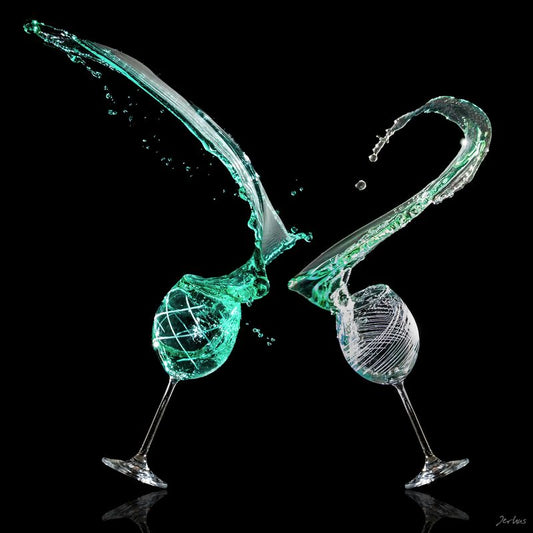 Green Swan - Water Splash