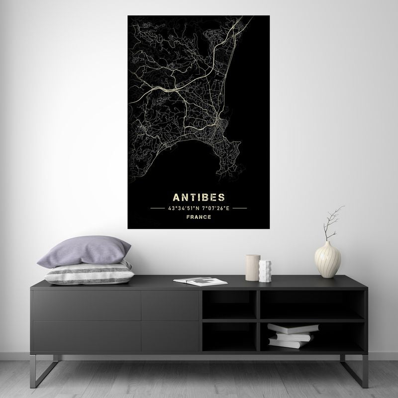 Antibes - Black and White Map