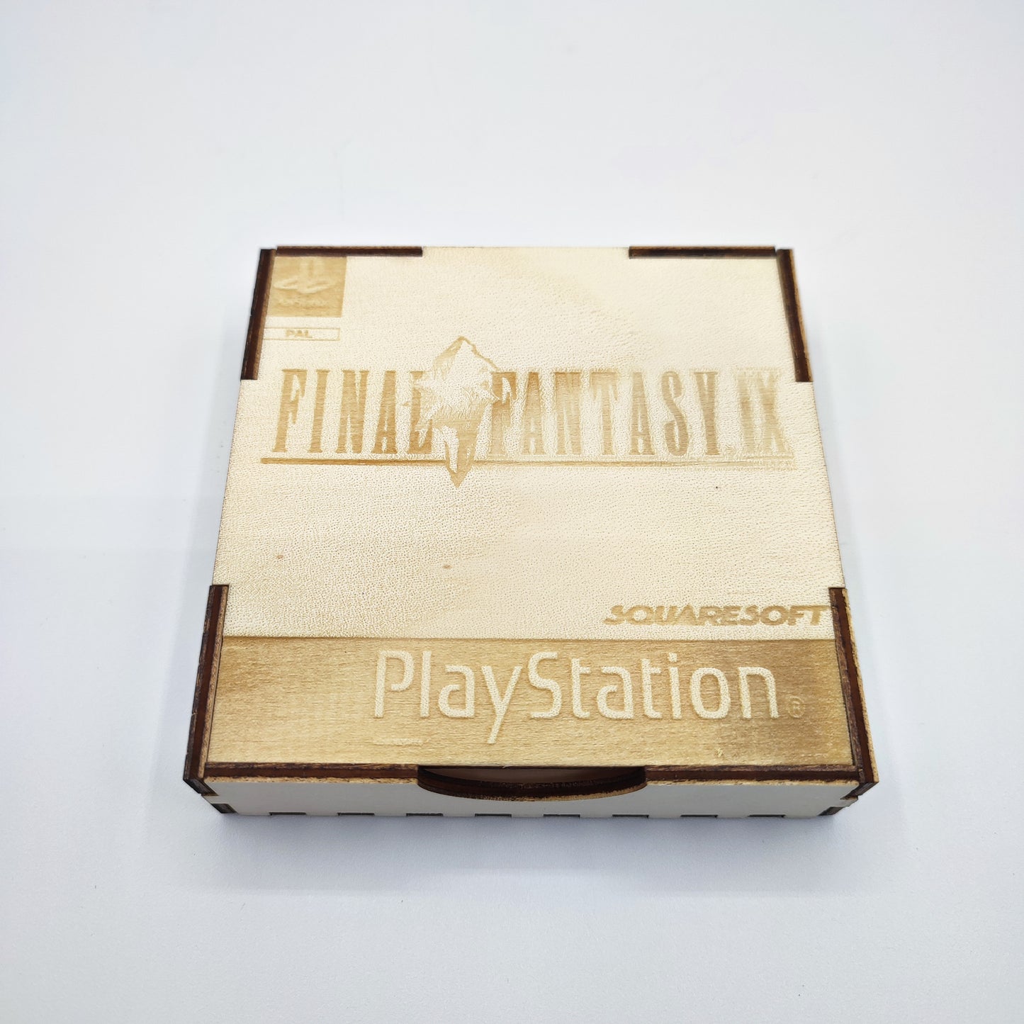 Set de 4 sous verres Final Fantasy 9 avec boîte en bois