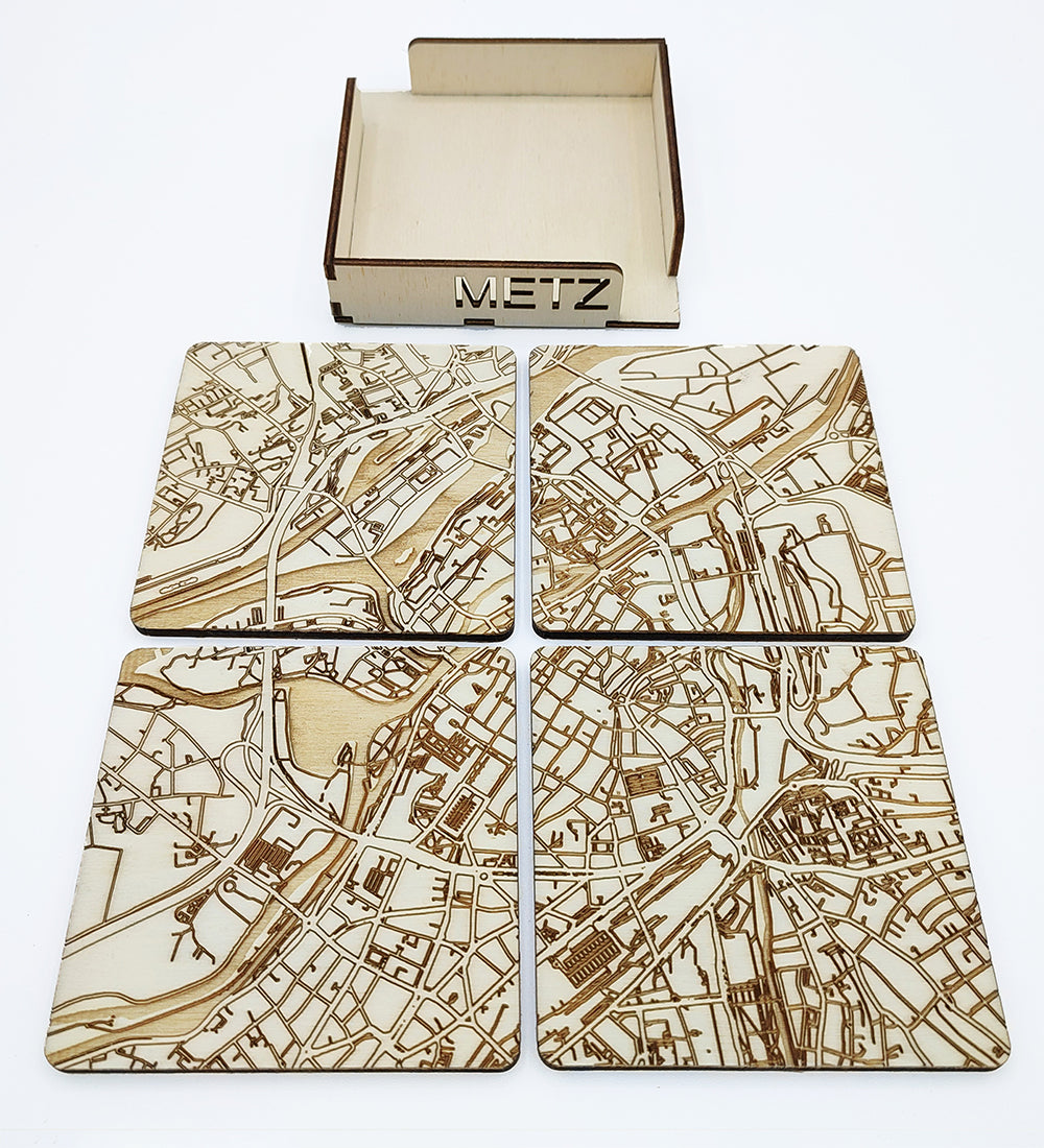 Set of 4 wooden coasters from the city of your choice