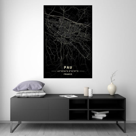 Pau - Black and White Map
